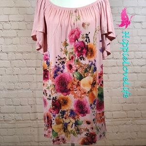 Beautiful Off The Shoulder Dress w/ Flowers NWT S